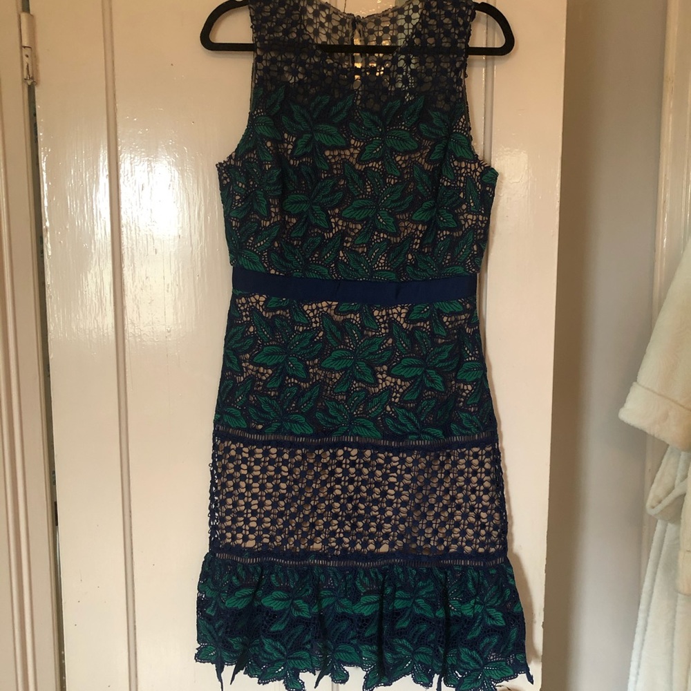 Belle Badgley Mischka Lace Dress
